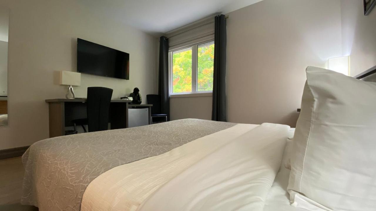 Amber Hotel Grand Bend Eksteriør bilde